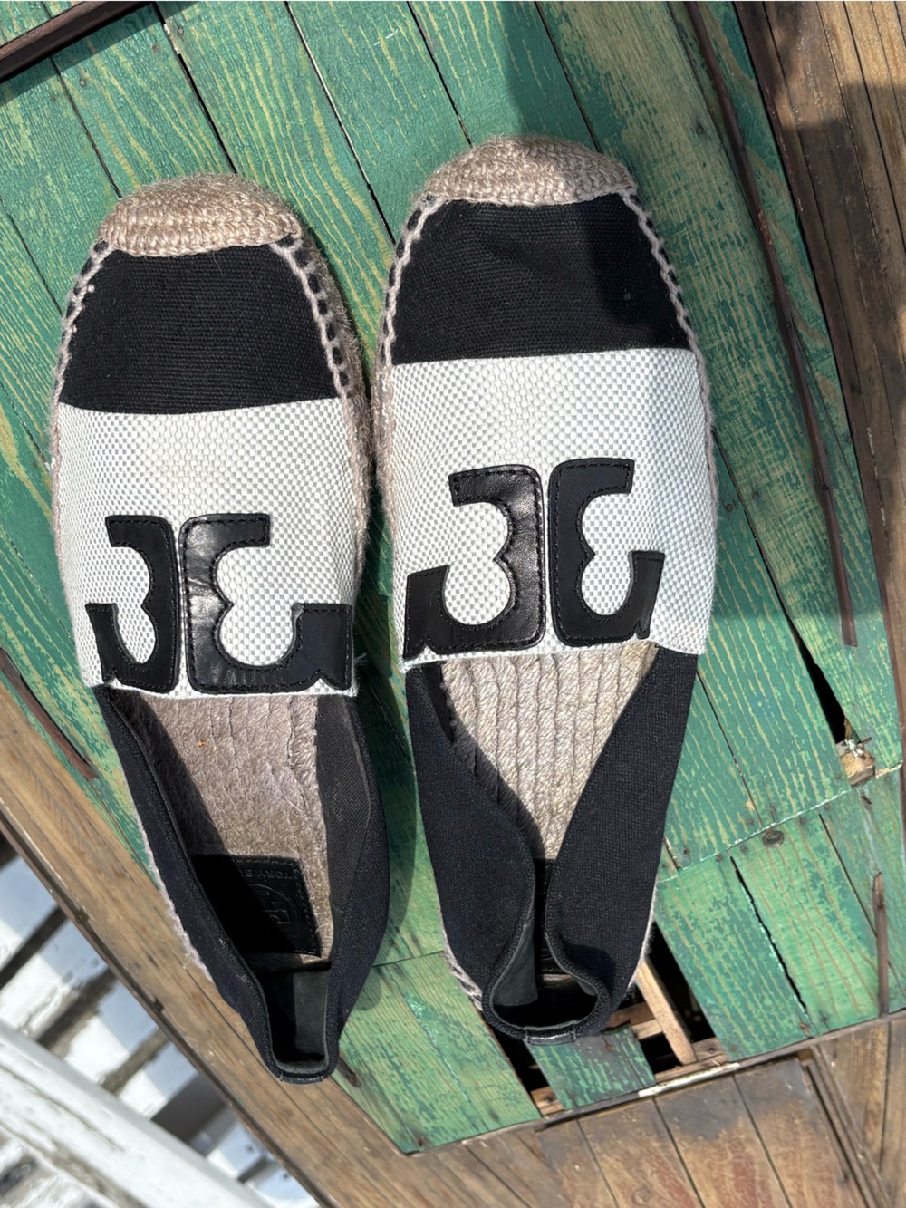 NWOT Tory Burch Veranda A-Line Espadrilles - Black and White Logo Canvas 9.5 - Picture 2 of 4